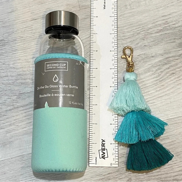 Second Cup 12 fl oz On The Go Reusable Glass Water Bottle and Ombre Keychain - Picture 5 of 11